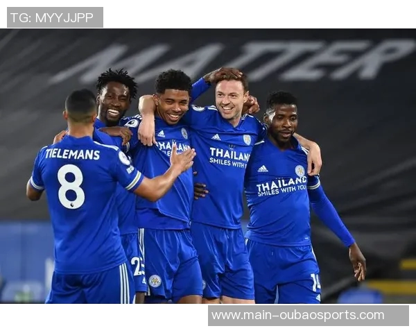 卢顿主场悬挂新帅威尔希尔老球衣彰显青训情怀 卢顿主场悬挂新帅威尔希尔老球衣彰显青训情怀