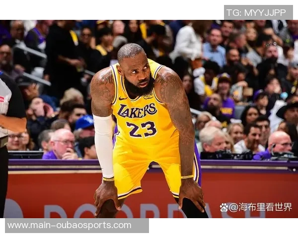 帕金斯指出詹姆斯身体信号显现伤病困扰已持续三年需考虑退役 帕金斯指出詹姆斯身体信号显现伤病困扰已持续三年需考虑退役