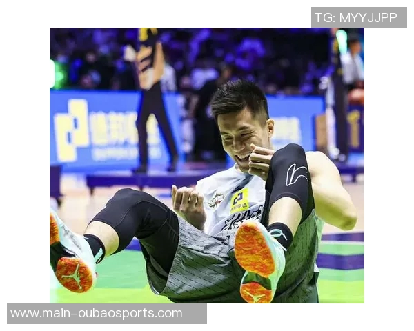 苑维玮回应球迷调侃表示将全力以赴做好自己的工作