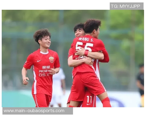 深圳二零二八与赣州瑞狮球员刘帅双双荣膺中乙第28轮最佳球员称号 深圳二零二八与赣州瑞狮球员刘帅双双荣膺中乙第28轮最佳球员称号