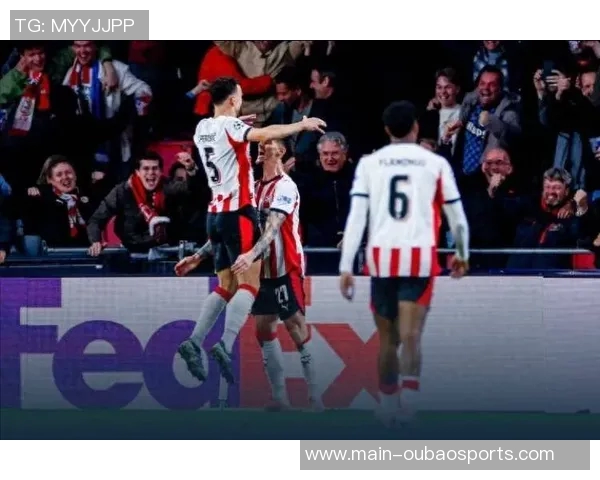 今日趣图：那不勒斯的紧急状态与孔蒂的欧战信念交织的精彩瞬间