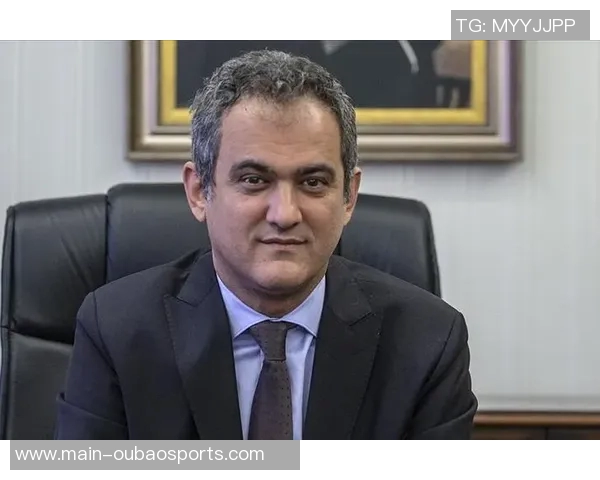 土耳其国家队门将厄泽尔擅自离营森格泽尔紧急补招入队 土耳其国家队门将厄泽尔擅自离营森格泽尔紧急补招入队