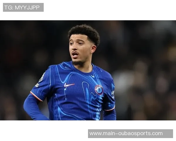 桑乔表现低迷被换下场5场比赛未能进球助攻引发热议 桑乔表现低迷被换下场5场比赛未能进球助攻引发热议